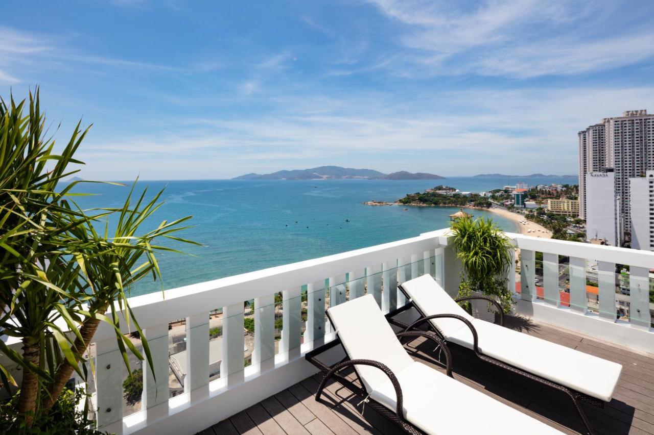 Aston Nha Trang City Hotel Exterior foto